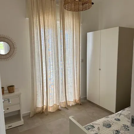 Vilă Antonia Sul Mare Con Piscina Torre A Mare *