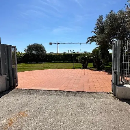 Antonia Sul Mare Con Piscina Torre A Mare וילה