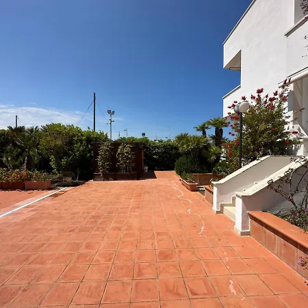 Antonia Sul Mare Con Piscina Torre A Mare * Bari