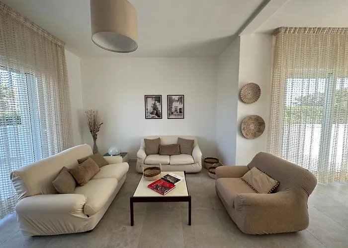 Antonia Sul Mare Con Piscina Torre A Mare * Bari