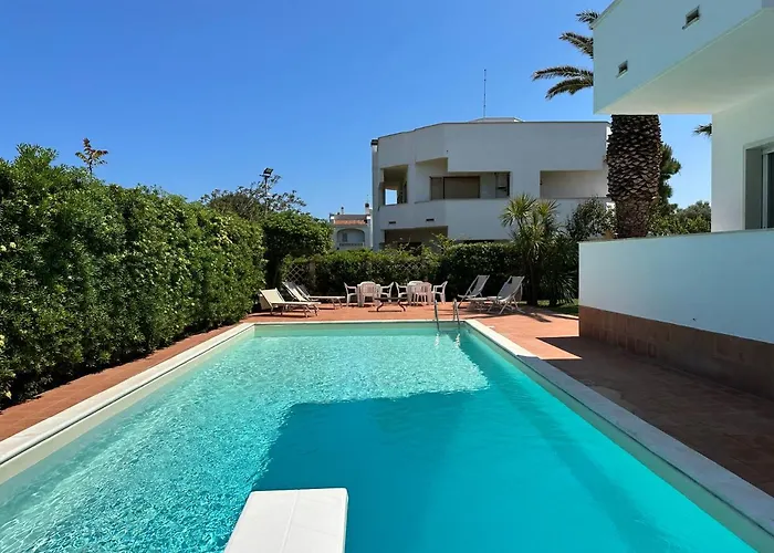 Antonia Sul Mare Con Piscina Torre A Mare * Bari