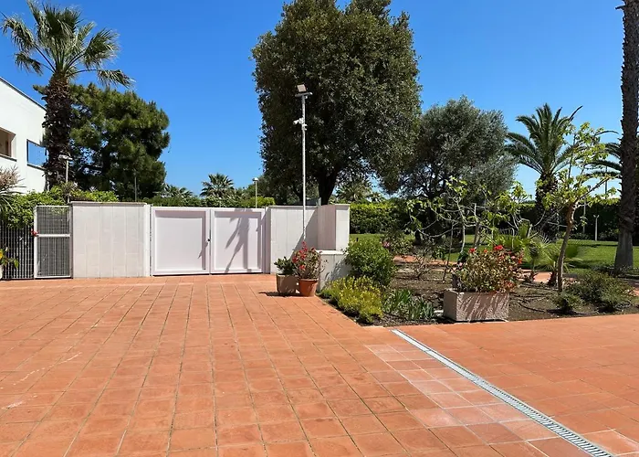 Antonia Sul Mare Con Piscina Torre A Mare Bari